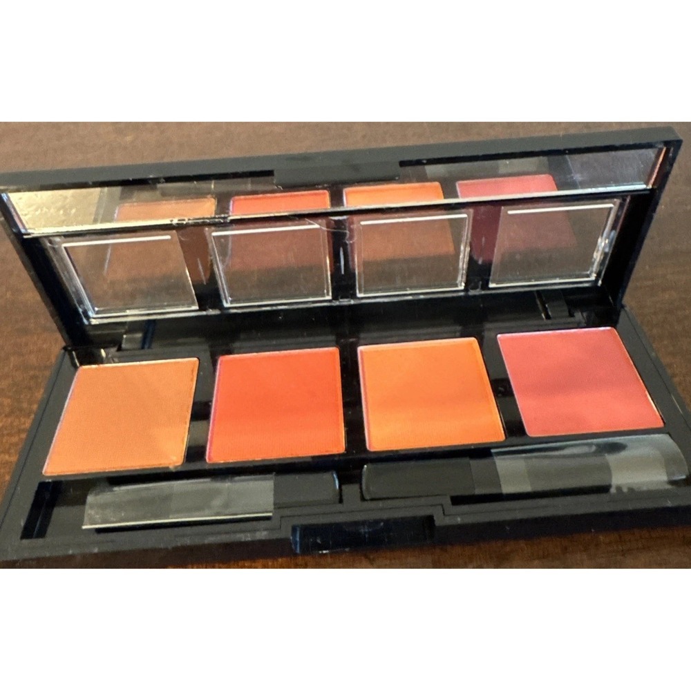 City Color Intense Blush Quad - Collection 2 - Picture 6 of 6